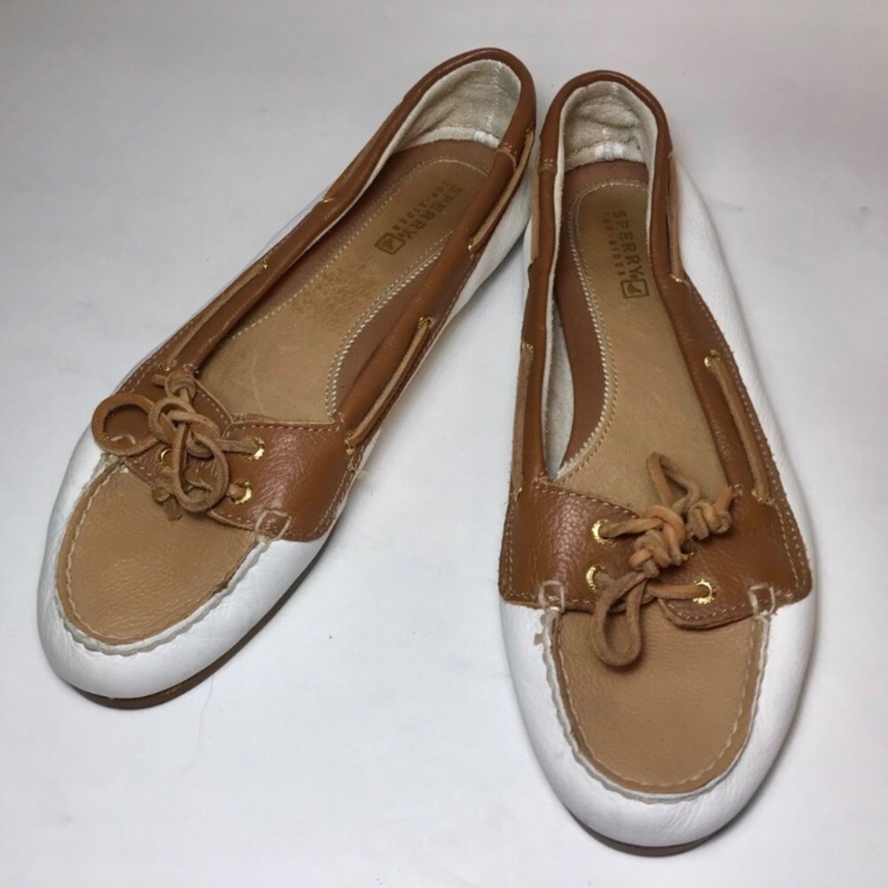 Sperry Leather Boat Shoe in White and Tan- Size 8M
